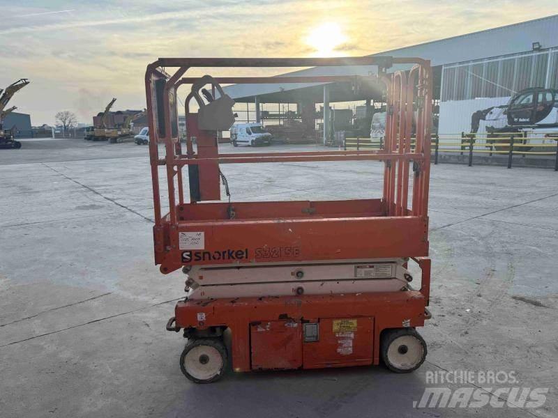 Snorkel S3215E Körüklü personel platformları