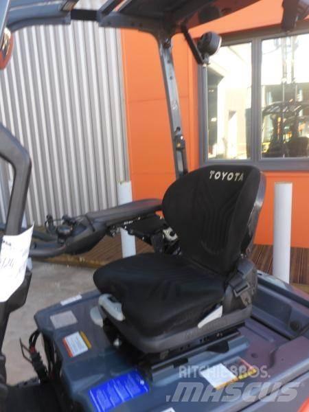 Toyota 8FBEK16T Diger
