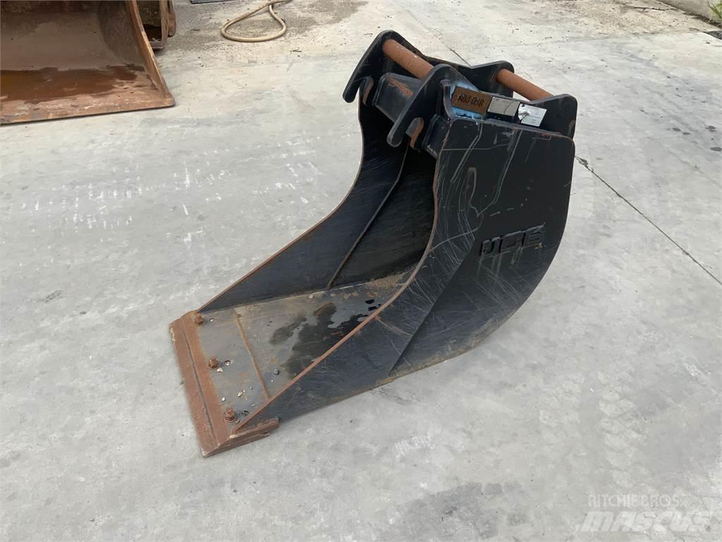 JCB 2ft bucket Diger tarim makinalari