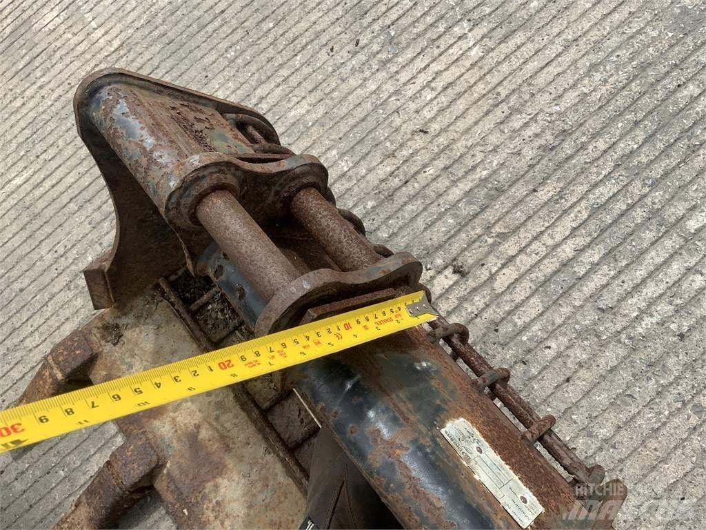 JCB 2ft bucket Diger tarim makinalari