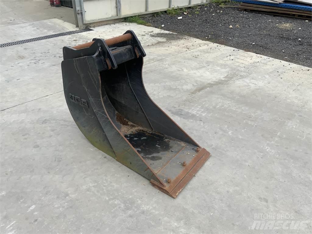 JCB 2ft bucket Diger tarim makinalari