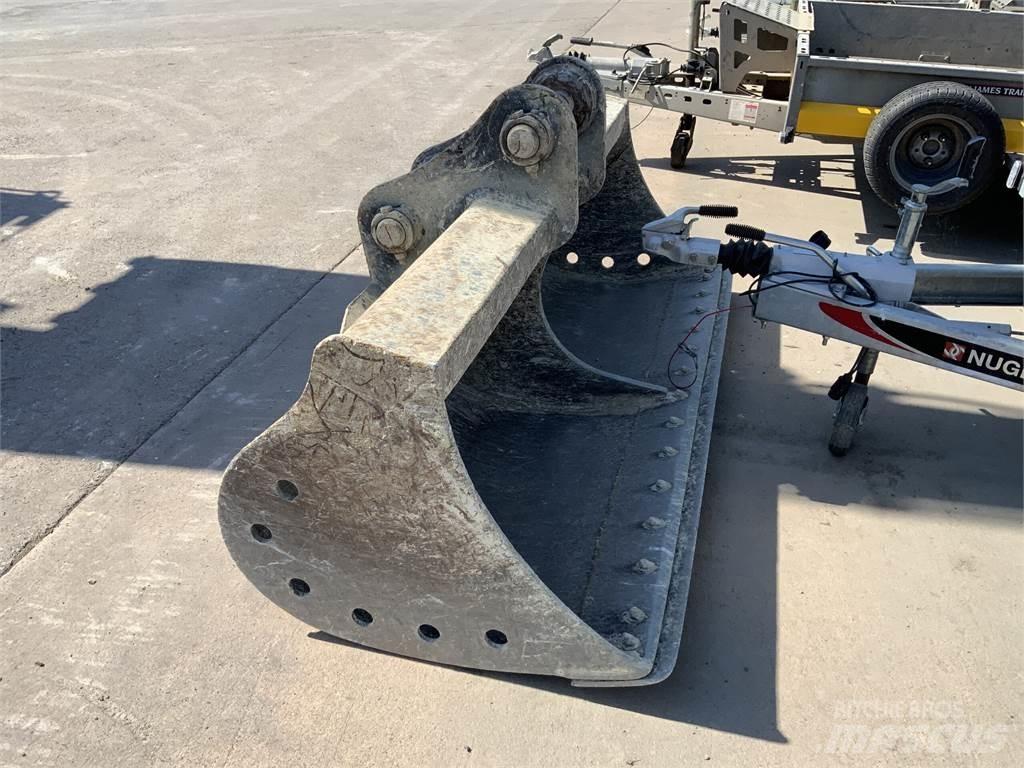 JCB 7ft Grader Bucket Diger tarim makinalari