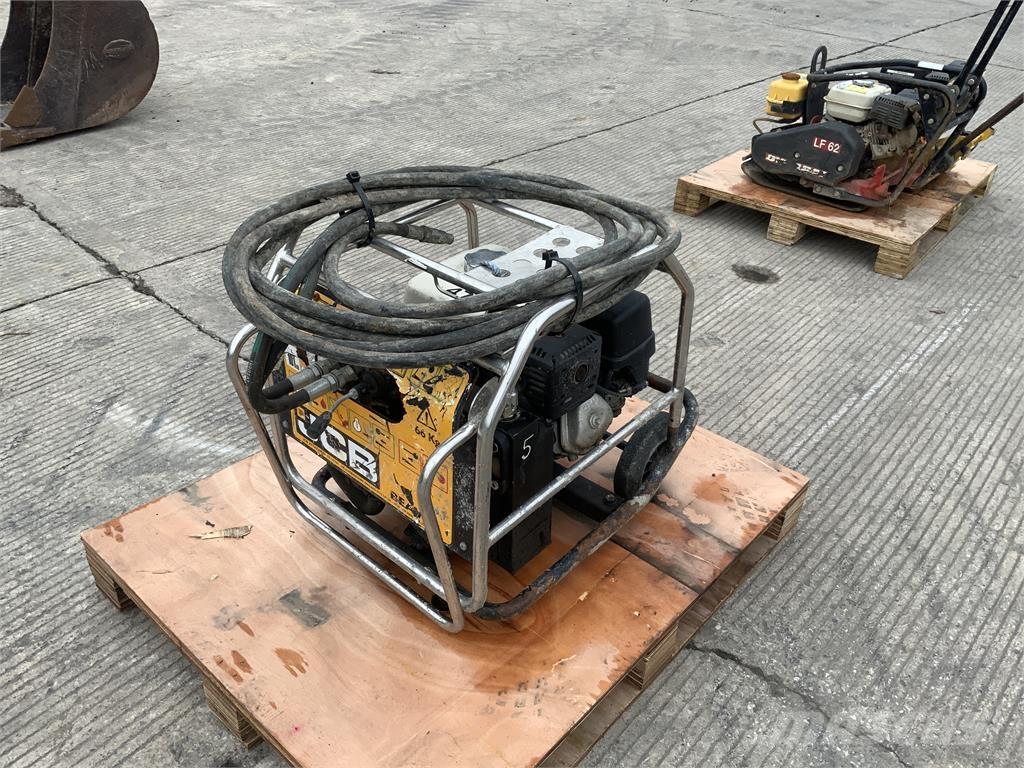 JCB Beaver pack Diger tarim makinalari