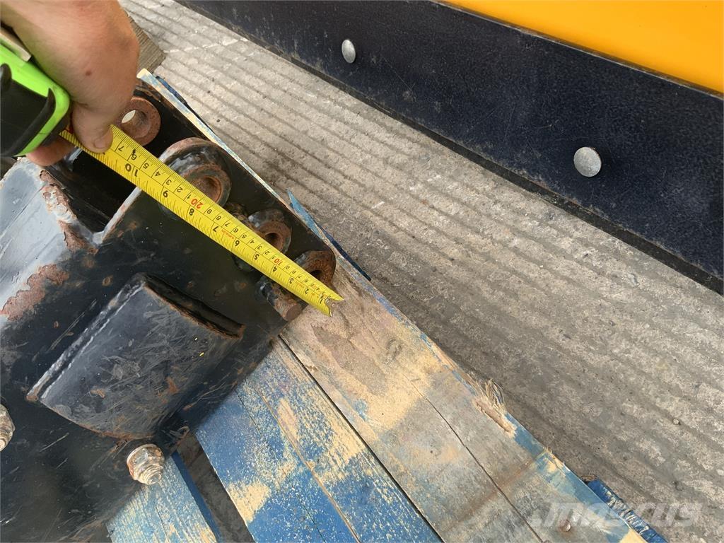 JCB Breaker Diger tarim makinalari