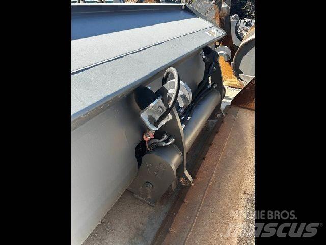 Liebherr  Diger