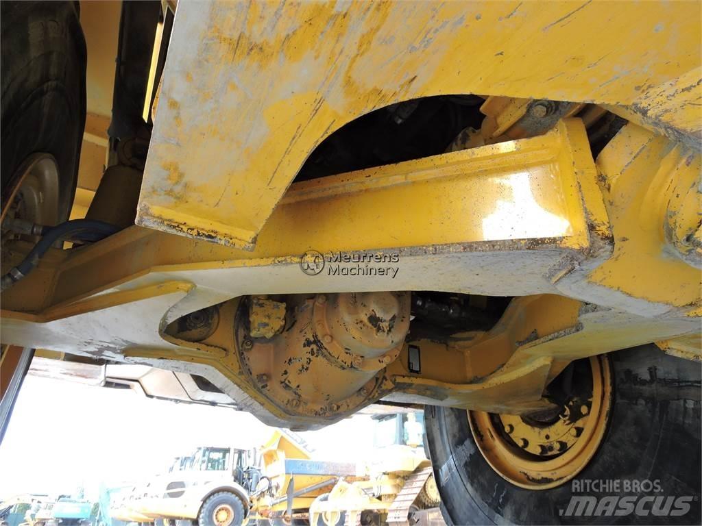 Bell B40D Belden kirma kaya kamyonu