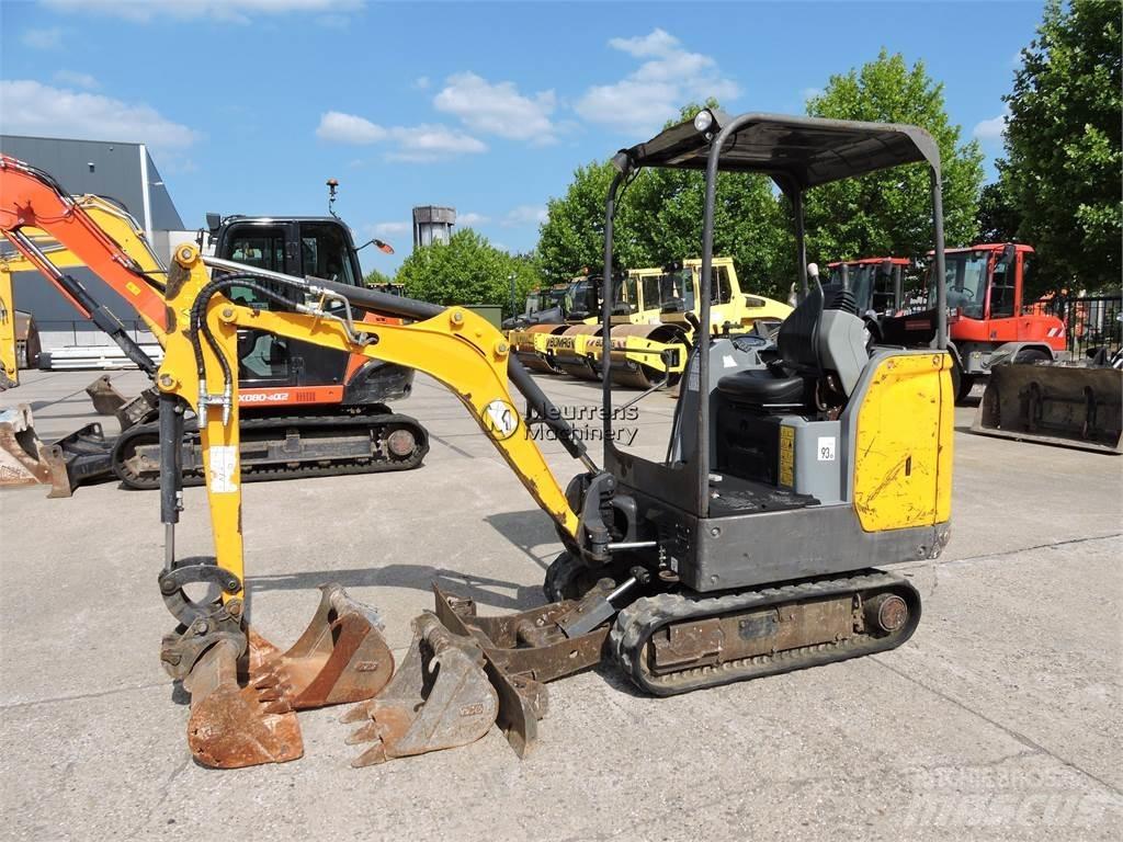 Bobcat E17 Diger
