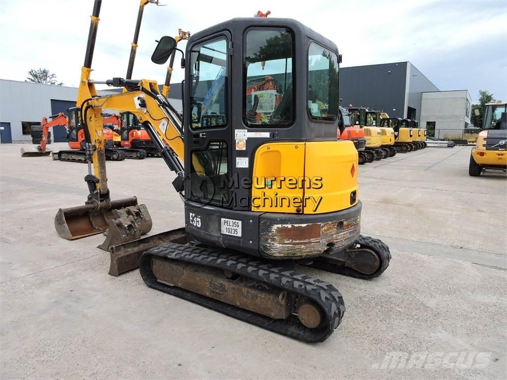 Bobcat E35 Diger