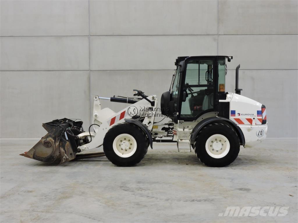 CAT 908M + FORK Tekerlekli yükleyiciler