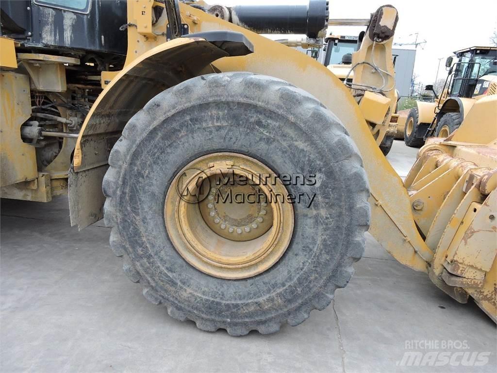 CAT 972M Tekerlekli yükleyiciler