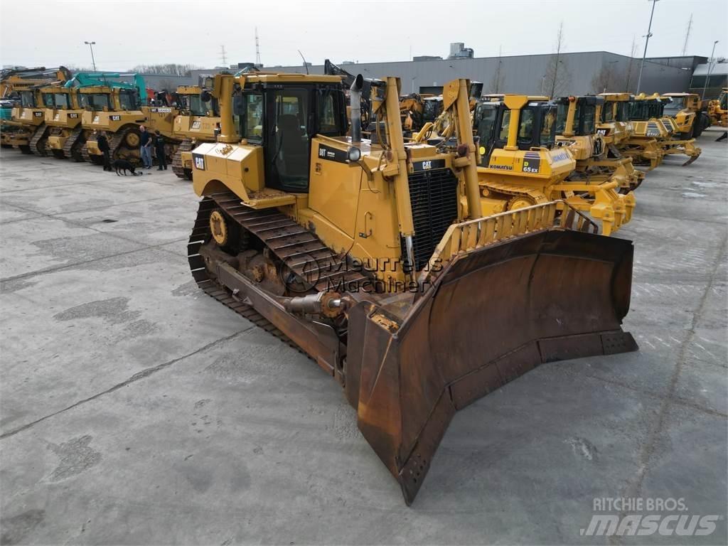 CAT D8T Dozerler