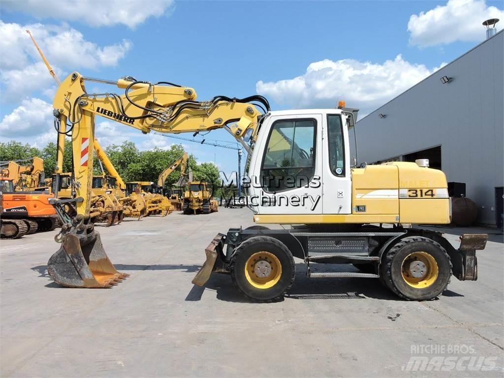 Liebherr A314 Lastik tekerli ekskavatörler