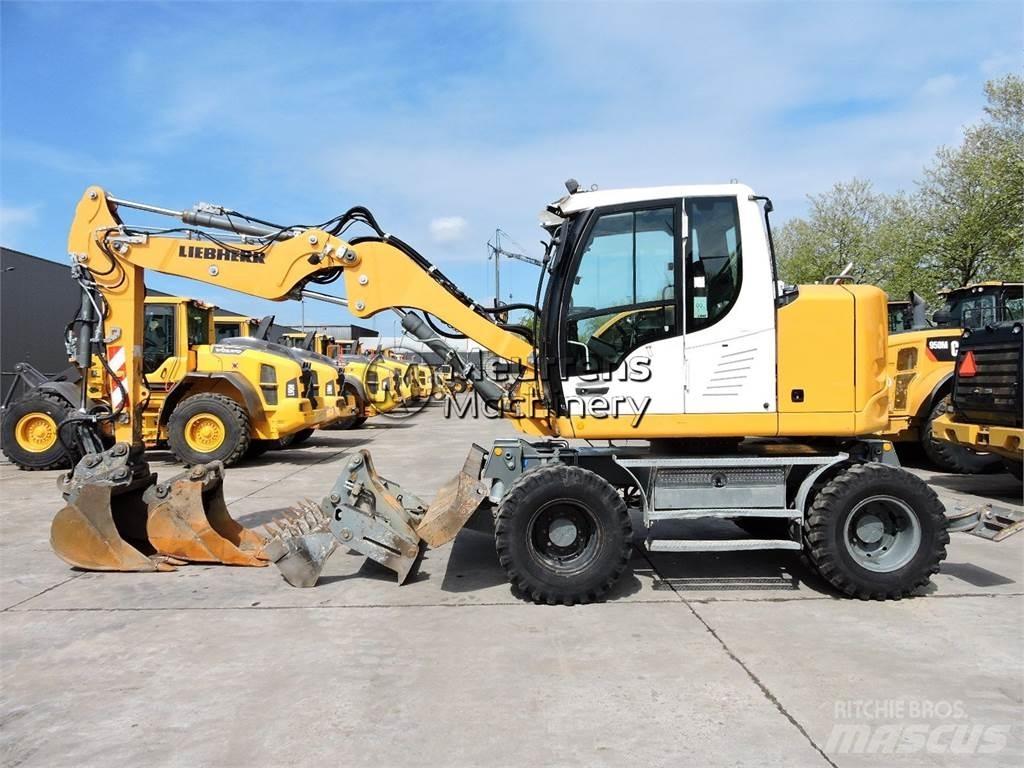 Liebherr A910 Lastik tekerli ekskavatörler