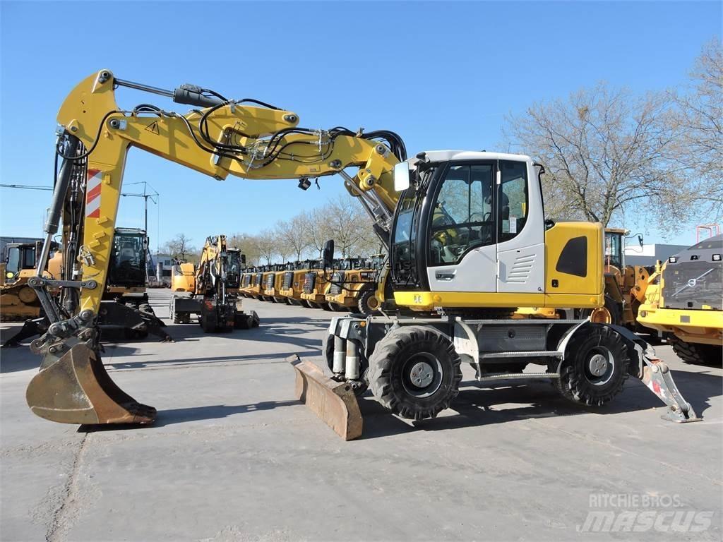 Liebherr A914 Lastik tekerli ekskavatörler