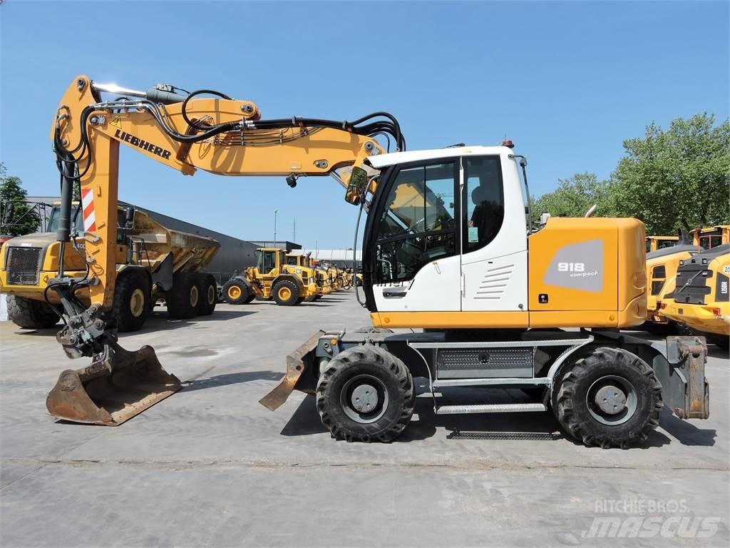 Liebherr A918 Lastik tekerli ekskavatörler