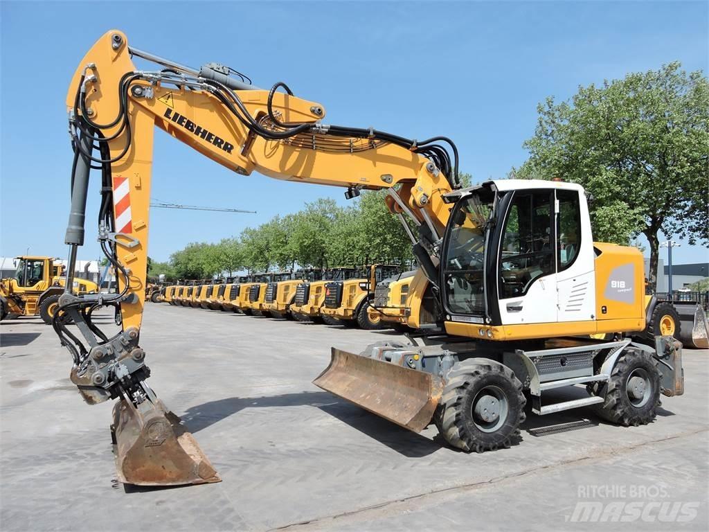 Liebherr A918 Lastik tekerli ekskavatörler
