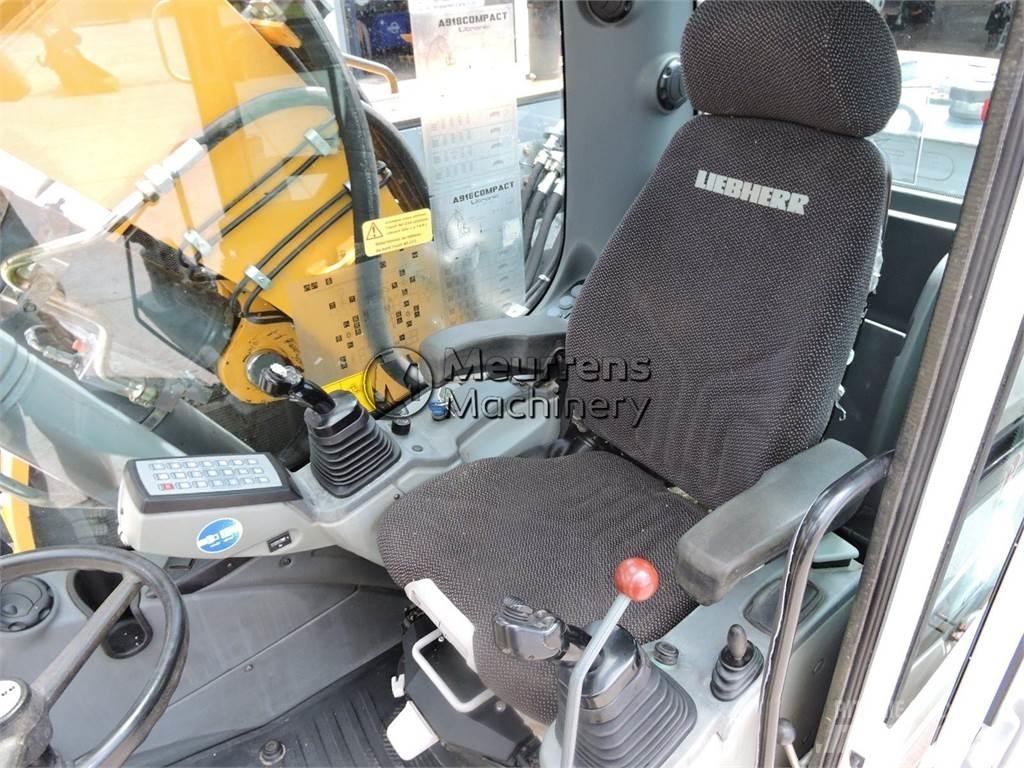 Liebherr A918 Lastik tekerli ekskavatörler