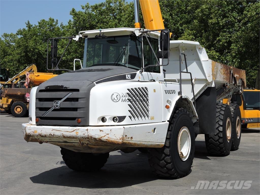 Volvo A25E Belden kirma kaya kamyonu