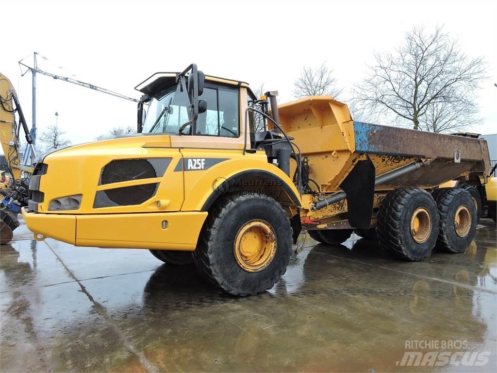 Volvo A25F Belden kirma kaya kamyonu