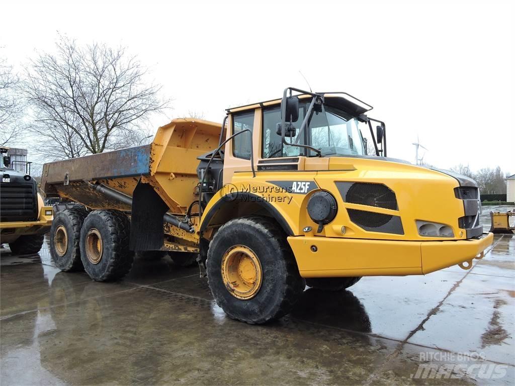 Volvo A25F Belden kirma kaya kamyonu