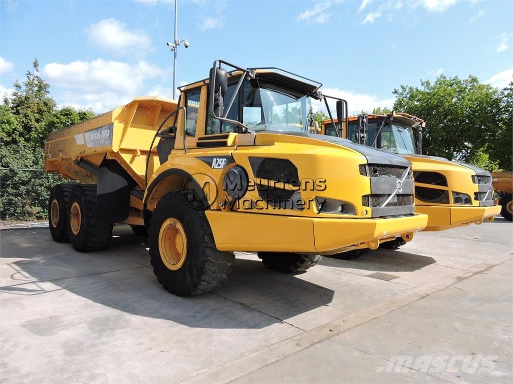 Volvo A25F Belden kirma kaya kamyonu