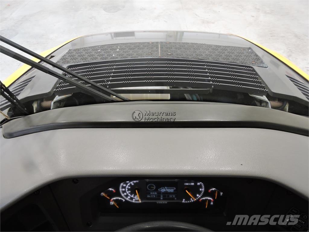 Volvo A30F Belden kirma kaya kamyonu