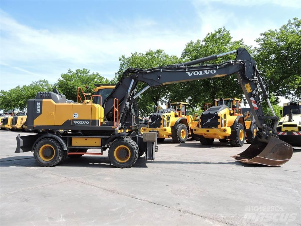 Volvo EW220E GERMAN Lastik tekerli ekskavatörler