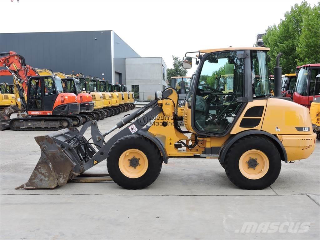 Volvo L25F + FORK Tekerlekli yükleyiciler