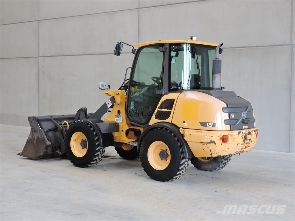 Volvo L25F + FORK Tekerlekli yükleyiciler