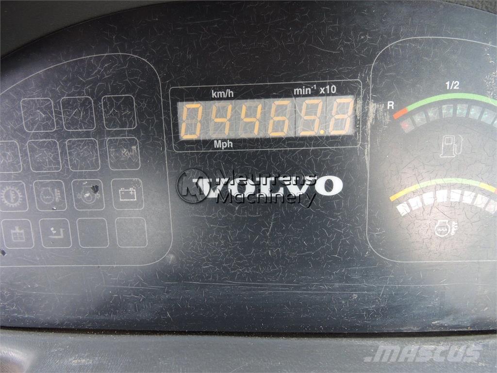 Volvo L30B Tekerlekli yükleyiciler