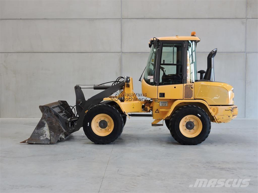 Volvo L30G Tekerlekli yükleyiciler