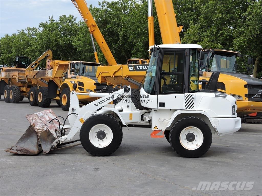 Volvo L30G + FORK Tekerlekli yükleyiciler