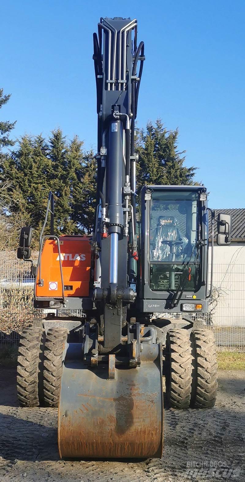 Atlas 150 W Lastik tekerli ekskavatörler