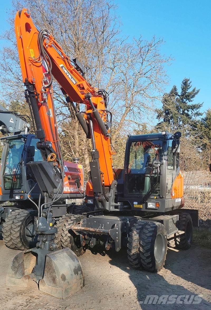 Develon DX 100 W-7 Lastik tekerli ekskavatörler