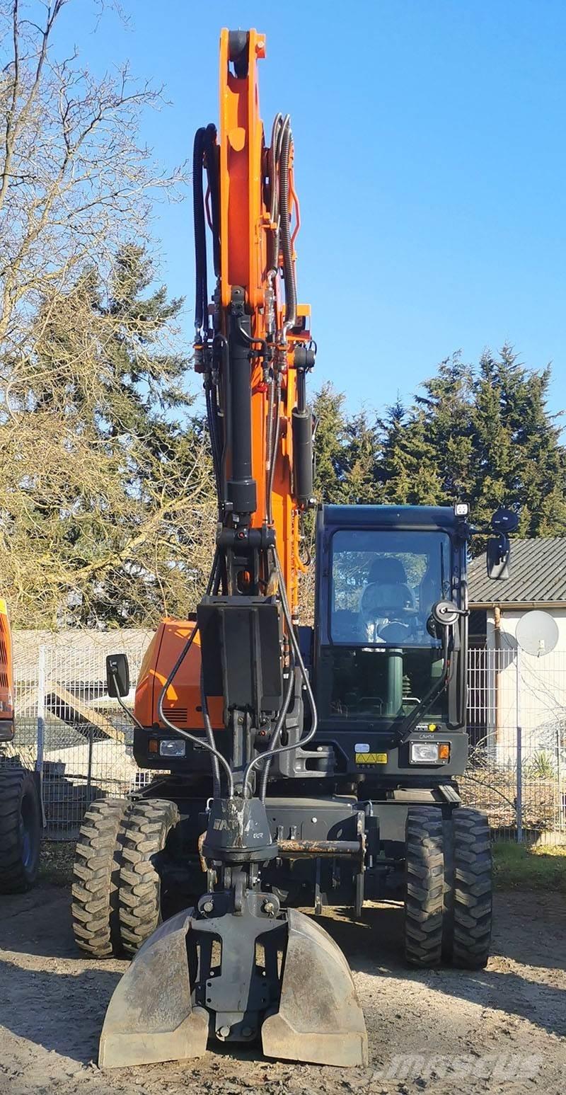 Develon DX 100 W-7 Lastik tekerli ekskavatörler