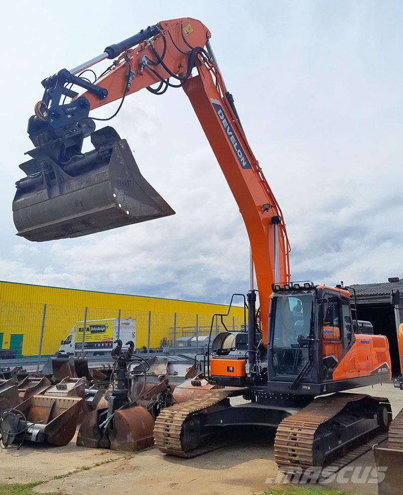 Develon DX 225 LC-7 Paletli ekskavatörler