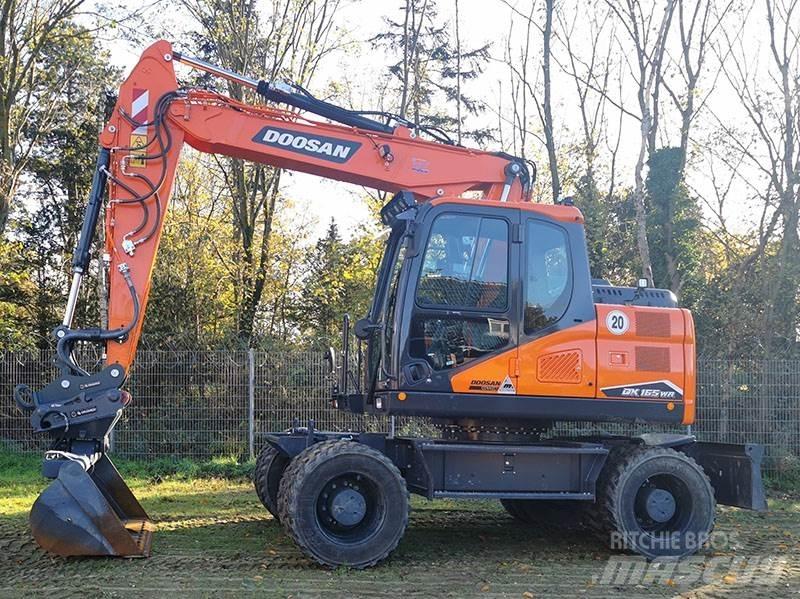 Doosan DX 165 WR-7 Lastik tekerli ekskavatörler
