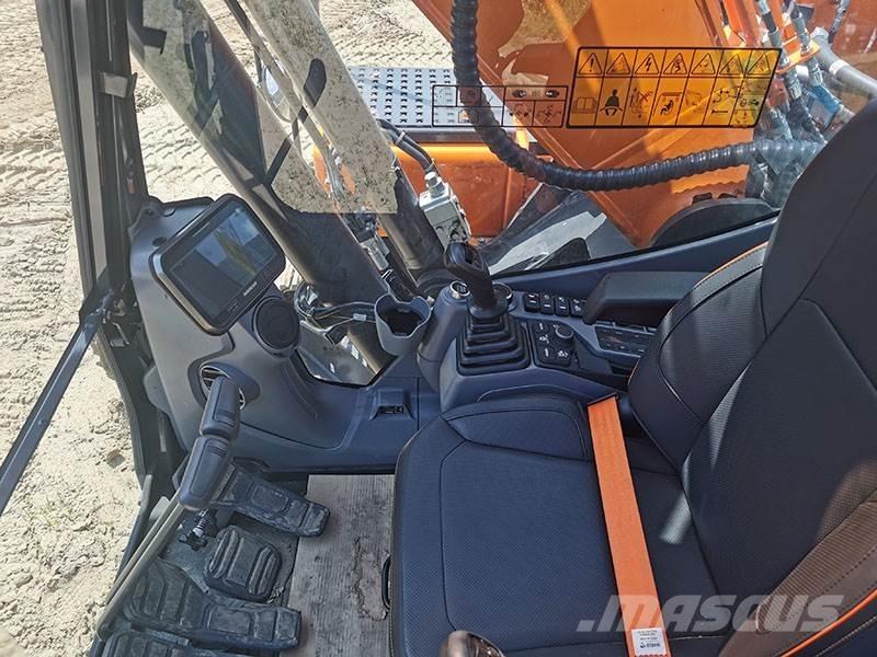 Doosan DX 210 LC-7 Paletli ekskavatörler