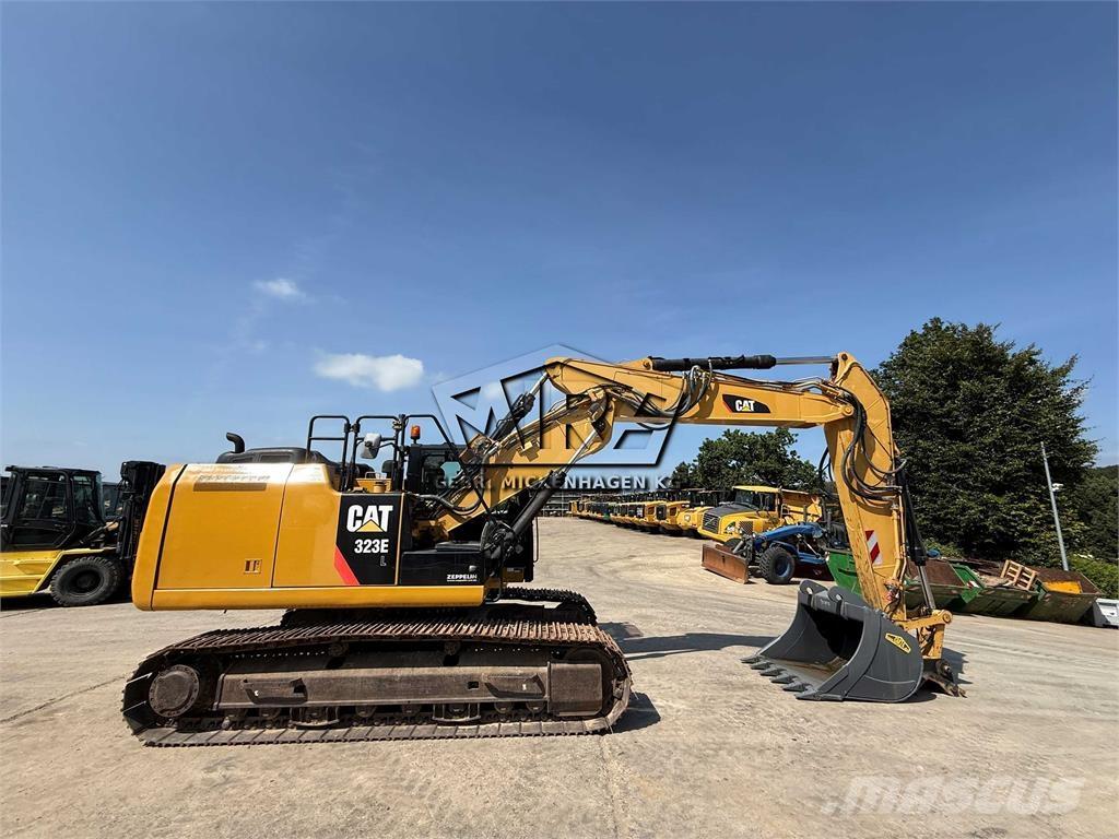 CAT 323 EL Paletli ekskavatörler