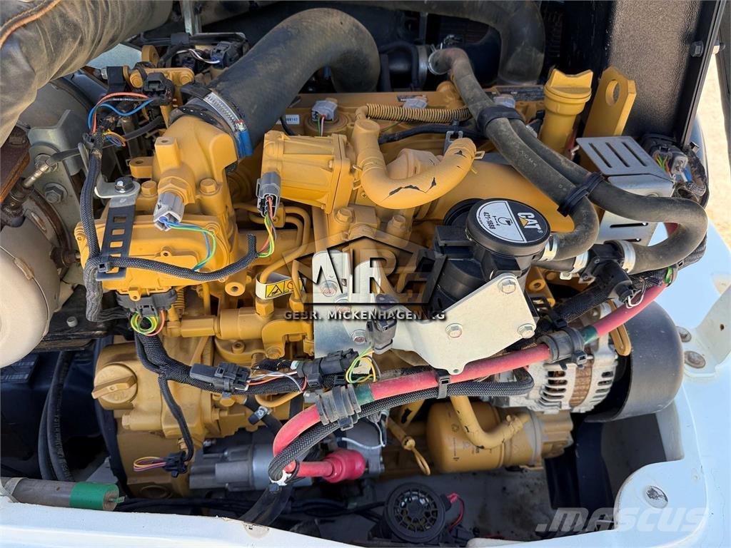 CAT 908 M Tekerlekli yükleyiciler