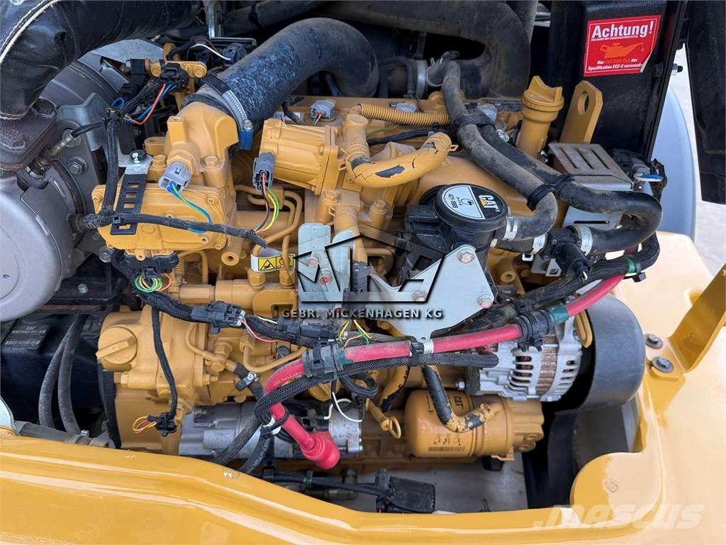 CAT 908 M Tekerlekli yükleyiciler