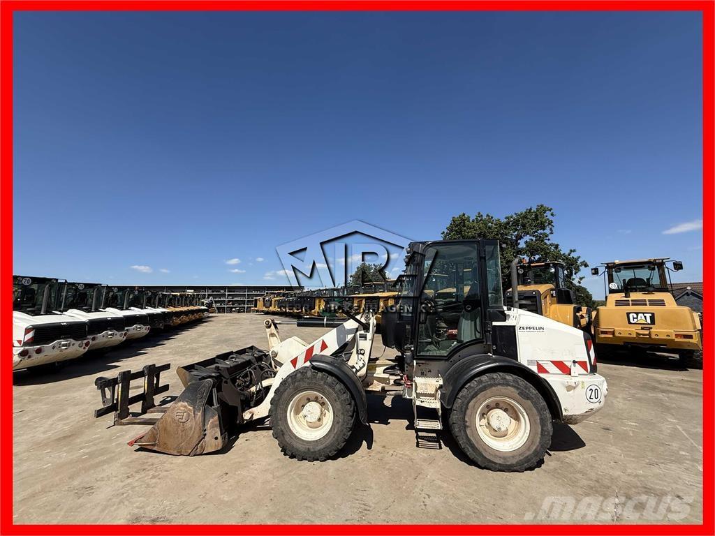 CAT 908 M Tekerlekli yükleyiciler
