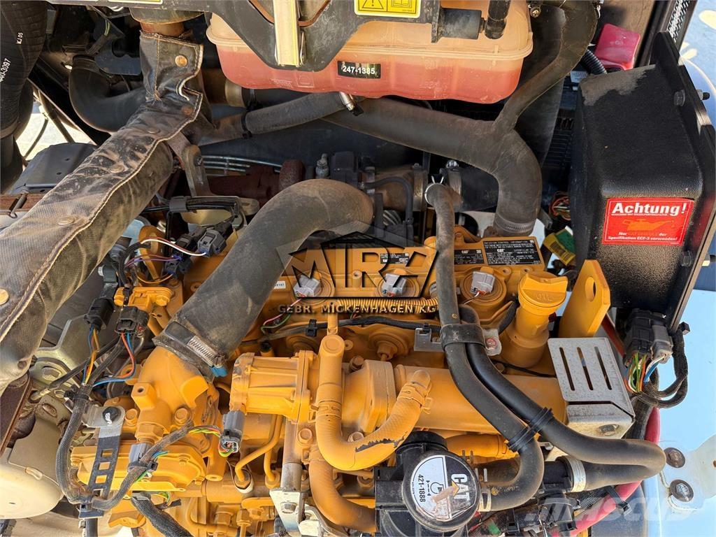 CAT 908 M Tekerlekli yükleyiciler