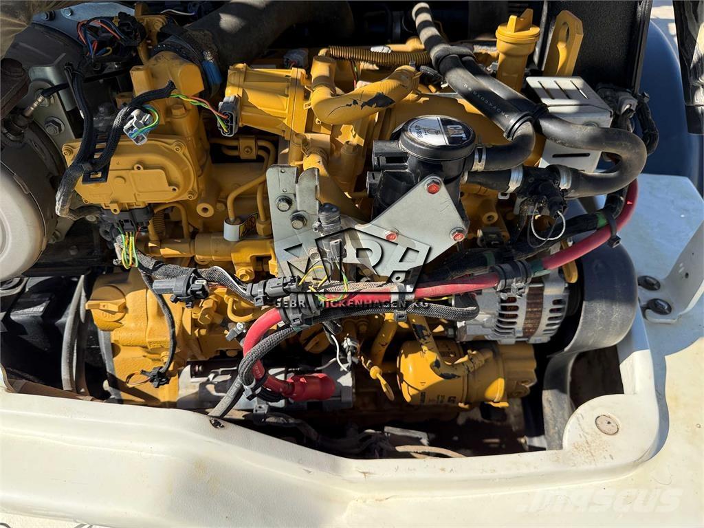 CAT 908 M Tekerlekli yükleyiciler