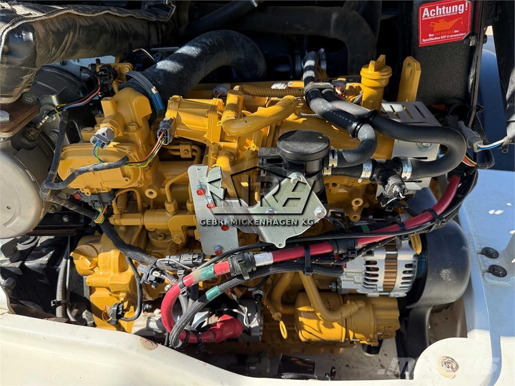 CAT 908 M Tekerlekli yükleyiciler