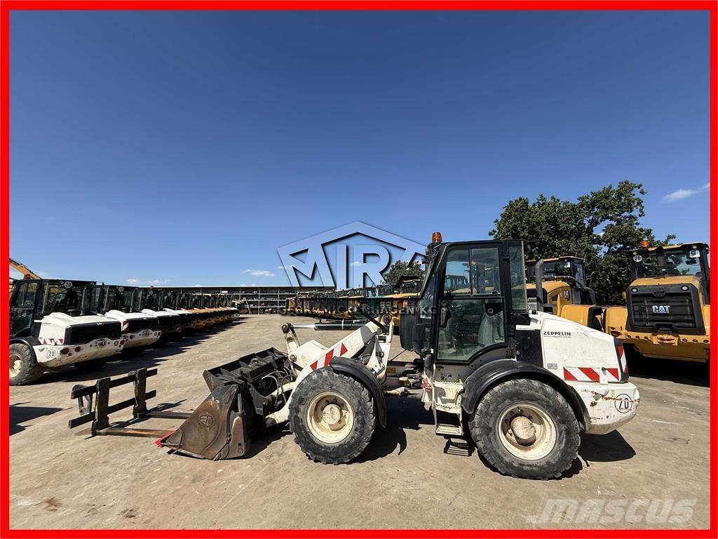 CAT 908 M Tekerlekli yükleyiciler