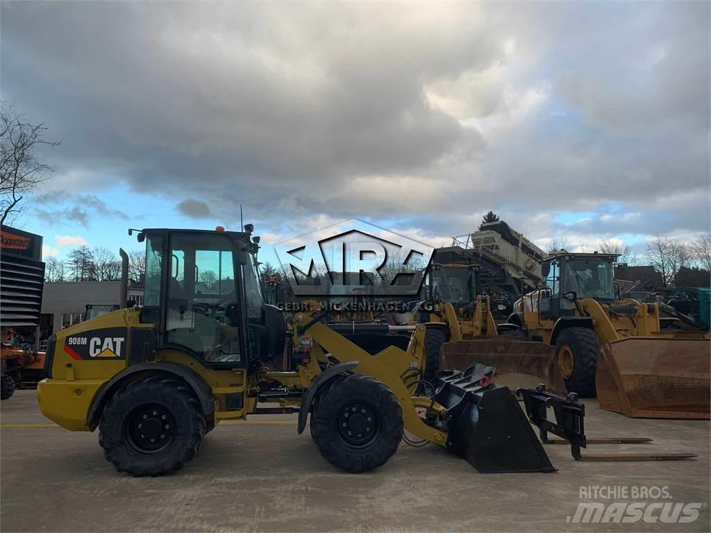 CAT 908M Tekerlekli yükleyiciler