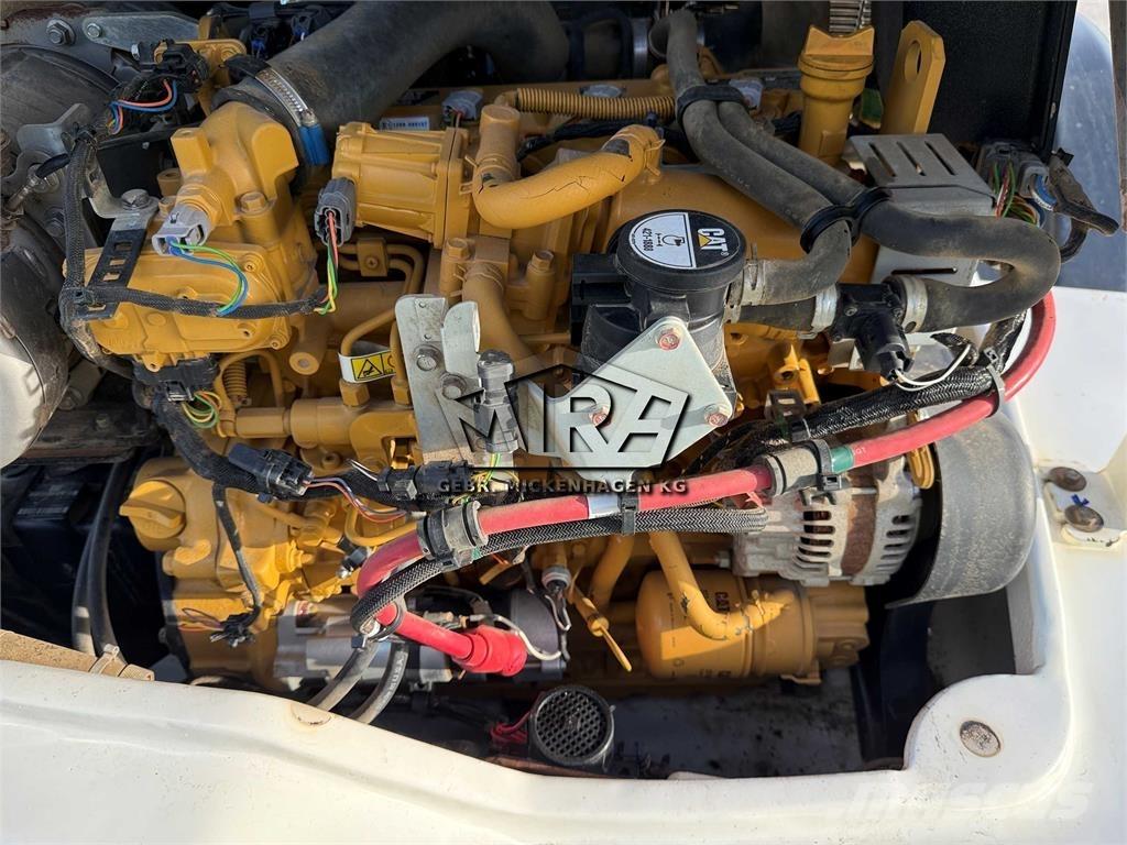 CAT 908M Tekerlekli yükleyiciler