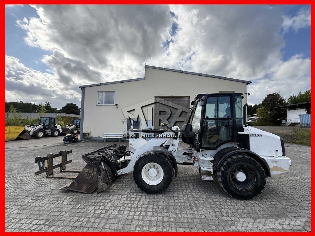 CAT 908M Tekerlekli yükleyiciler
