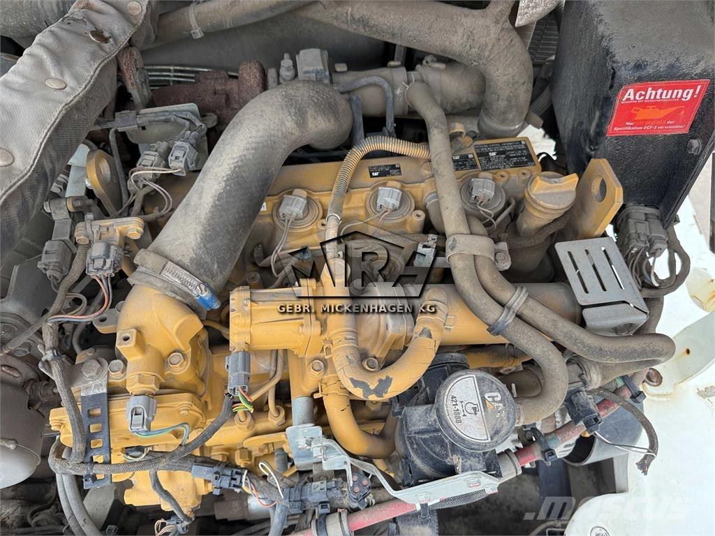 CAT 908M Tekerlekli yükleyiciler